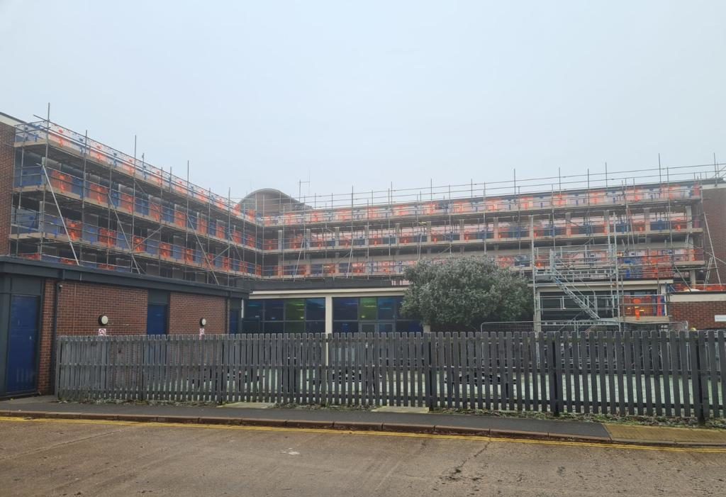 Earls Scaffolding - Independent scaffold - Peterborough College